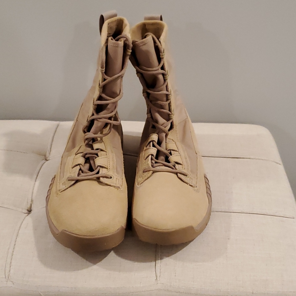 Nike SF Combat Boots